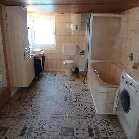 民宿 Monteurzimmer 1 Brinckmann 艾恩贝克