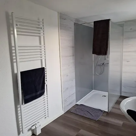 民宿 Monteurzimmer 1 Brinckmann 艾恩贝克